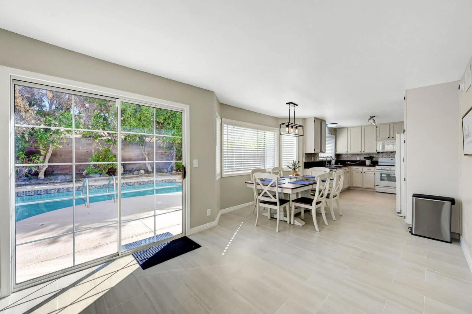 Holiday home Bright Fun Spacious With Pool Las Vegas